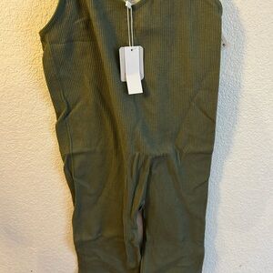 Olive Green Sleeveless Jumpsuit